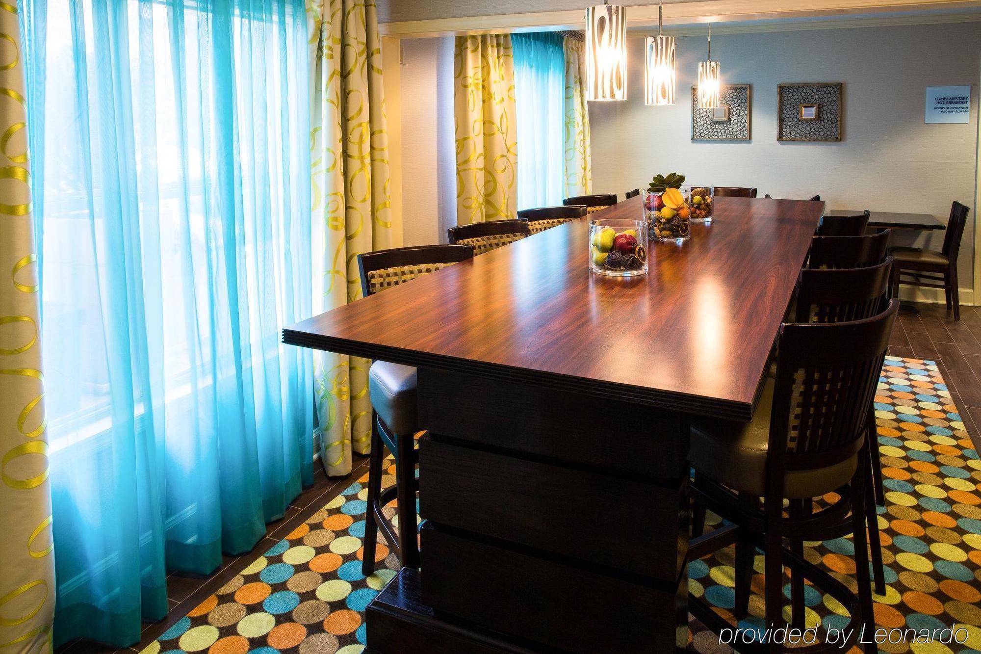 Holiday Inn Express Alpharetta - Roswell By Ihg Exteriör bild